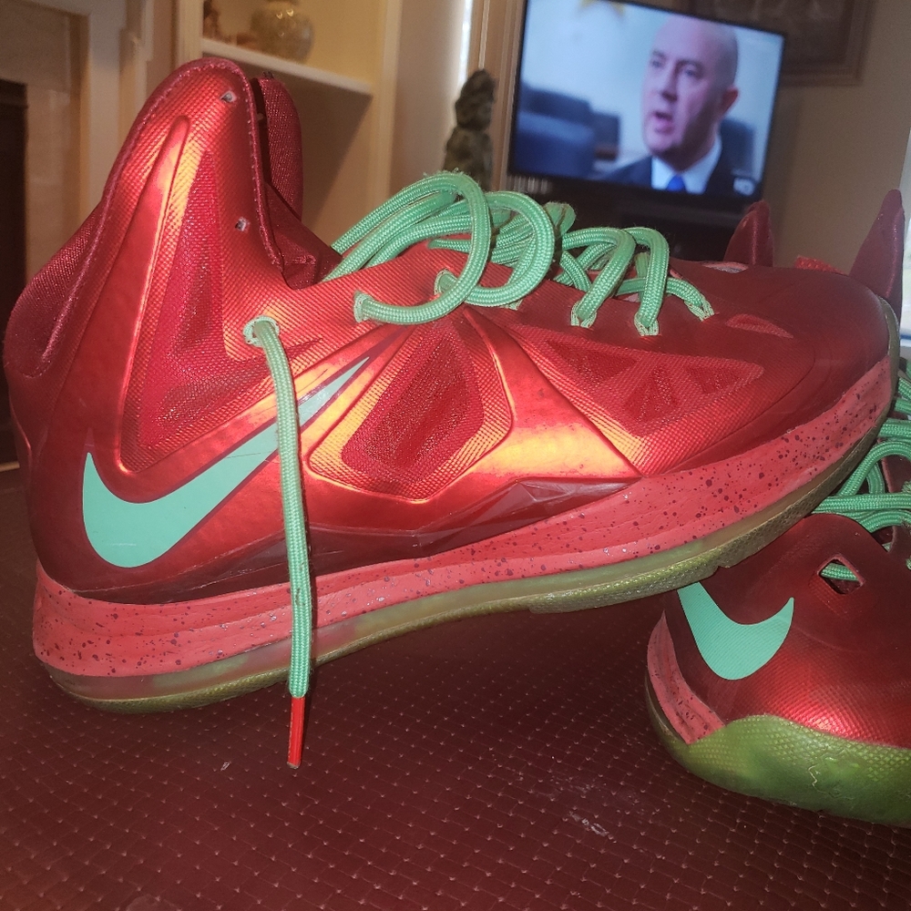 Nike Lebron 10 Christmas